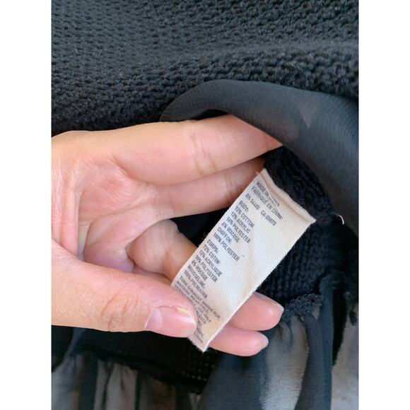 American Eagle Women’s Sweater Ruffle Hem Knit Pullover Black Size XS TP - Picture 6 of 8